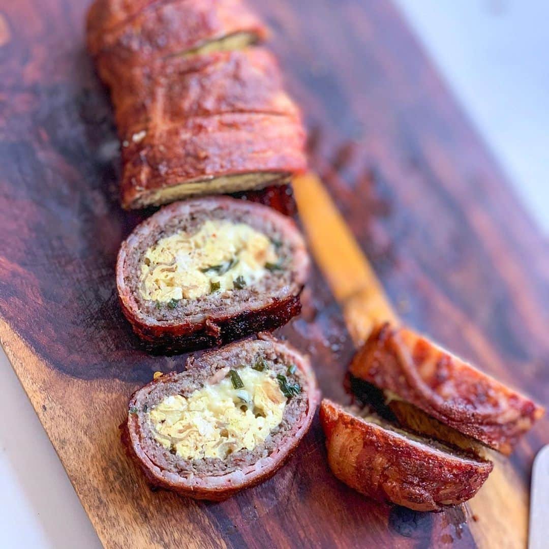 Flavorgod Seasoningsさんのインスタグラム写真 - (Flavorgod SeasoningsInstagram)「Breakfast sausage stuffed with scrambled egg, cheese, chives, wrapped in a bacon weave and seasoned with #flavorgod ⁠ -⁠ Made with:⁠ 👉 #flavorgod Everything Spicy⁠ -⁠ On Sale here ⬇️⁠ Click the link in the bio -> @flavorgod | www.flavorgod.com⁠ -⁠ By @mincerepublic⁠ -⁠ "Smoked my first fatty this morning on the @biggreenegg . Breakfast sausage stuffed with scrambled egg, cheese, chives, wrapped in a bacon weave and seasoned with @flavorgod everything spicy. Smoked at 250 over @fogocharcoal and post oak for about 2 hours until just over 165 internal 🔥"⁠ -⁠ Flavor God Seasonings are:⁠ 💥 Zero Calories per Serving ⁠ 🙌 0 Sugar per Serving⁠ 🔥 KETO ⁠ 🌿 VEGAN ⁠ 🥩 Paleo⁠ 🌊 Low salt⁠ 🌱 Gluten Free & Kosher⁠ 🚫 NO MSG 🚫 NO SOY⁠ 🥛 DAIRY FREE *except Ranch ⁠ ☀️ All Natural & Made Fresh⁠ ⏰ Shelf life is 24 months⁠ ⁠ -⁠ -⁠ #food #foodie #flavorgod #seasonings #glutenfree #mealprep  #keto #paleo #vegan #kosher #breakfast #lunch #dinner #yummy #delicious #foodporn ⁠」7月11日 21時40分 - flavorgod