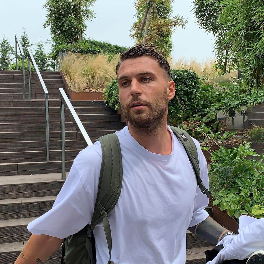 アタランタBCさんのインスタグラム写真 - (アタランタBCInstagram)「Si parte! 👍🏼😎 Let’s go! 👍🏼 - #GoAtalantaGo ⚫️🔵 #Atalanta3uropa #AtalantaLife 🖤💙 #preseason #atalanta #bergamo」7月11日 21時56分 - atalantabc