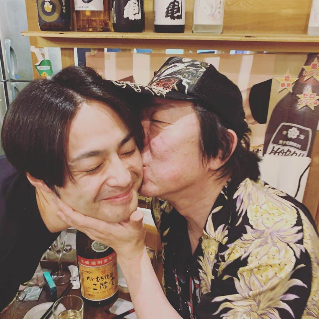 木村了さんのインスタグラム写真 - (木村了Instagram)「楽しい休日。 大好きな先輩と。  #古田新太 #いつもありがとうございます」7月11日 22時22分 - r_k0923