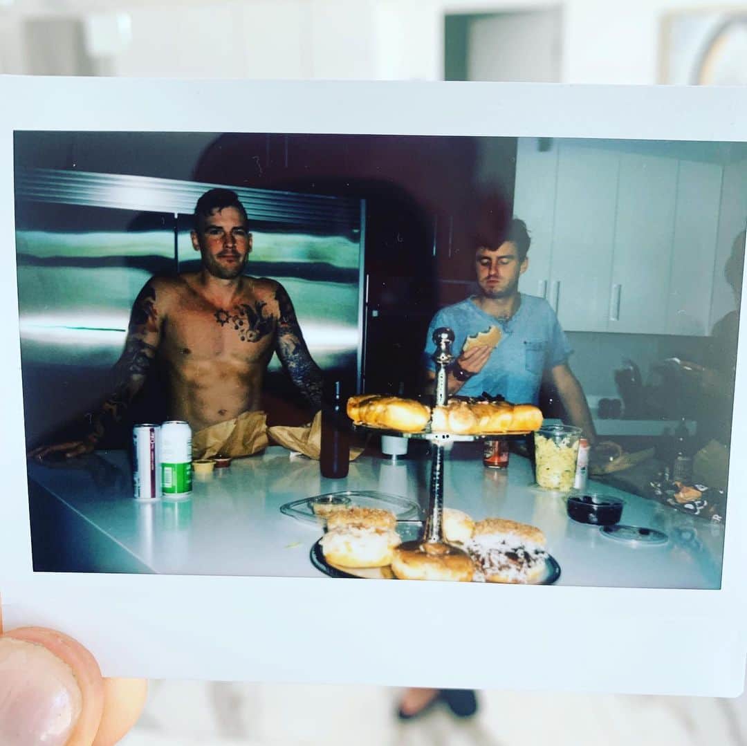 ザッキー・ヴェンジェンスのインスタグラム：「Had such a blast in Palm desert 🌵 recording. Cheers to all the good times and here’s to many more. Now let’s tour! #newrecord #alltimelow #poolboy #proud #watchoutmoms #polaroid #photography #bass #guitar #goodboys #hottub #shitslit #noshirt #fitness #tattoos #absfordays」