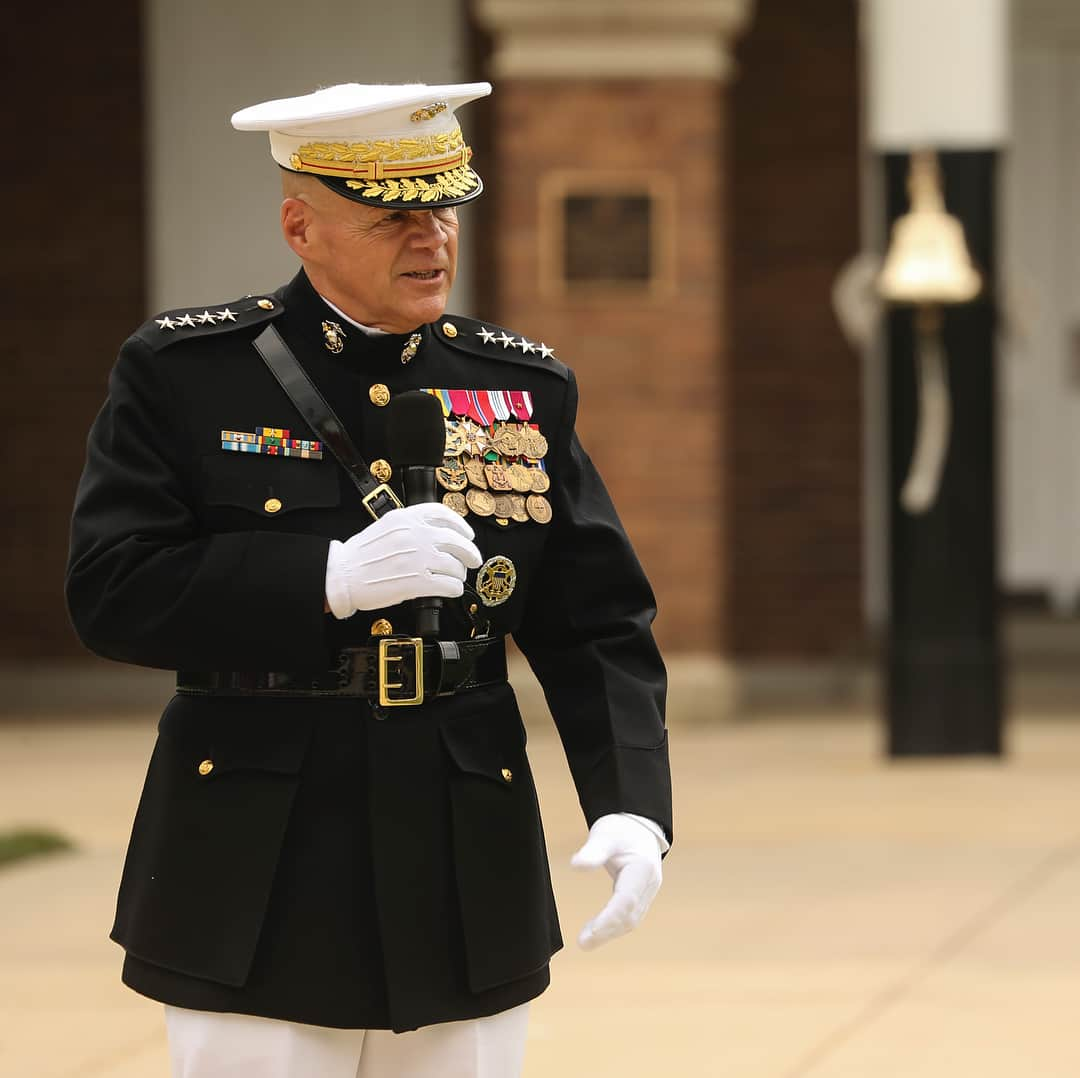 アメリカ海兵隊さんのインスタグラム写真 - (アメリカ海兵隊Instagram)「Today, Gen. David H. Berger takes over as Commandant of the Marine Corps during the Passage of Command at @marinebarrackswashington.  #CMC #Marines #USMC #Commandant」7月12日 8時50分 - marines