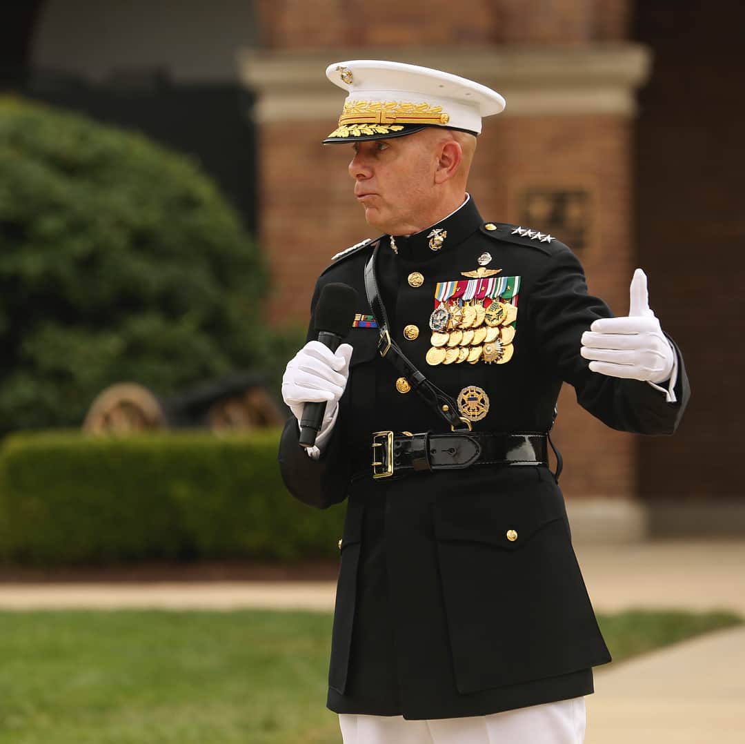 アメリカ海兵隊さんのインスタグラム写真 - (アメリカ海兵隊Instagram)「Today, Gen. David H. Berger takes over as Commandant of the Marine Corps during the Passage of Command at @marinebarrackswashington.  #CMC #Marines #USMC #Commandant」7月12日 8時50分 - marines