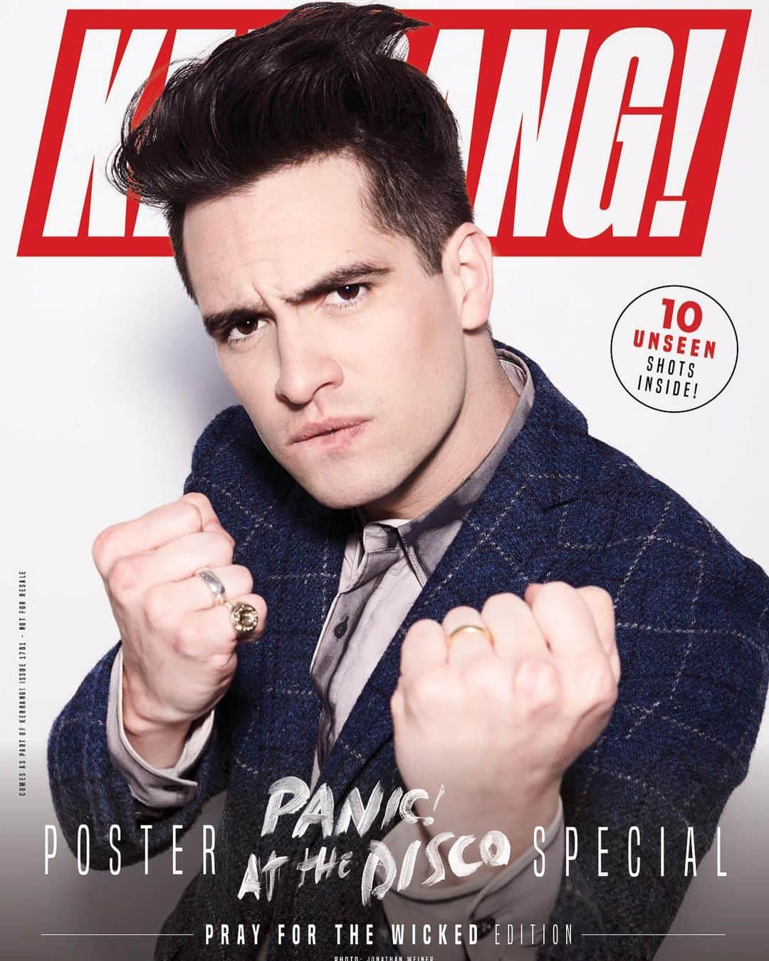 Kerrang!さんのインスタグラム写真 - (Kerrang!Instagram)「Get your exclusive bonus Panic! At The Disco pull-out mag with the new issue of Kerrang!. In stores now! . . . #panicatthedisco #patd #brendonurie」7月12日 1時55分 - kerrangmagazine_