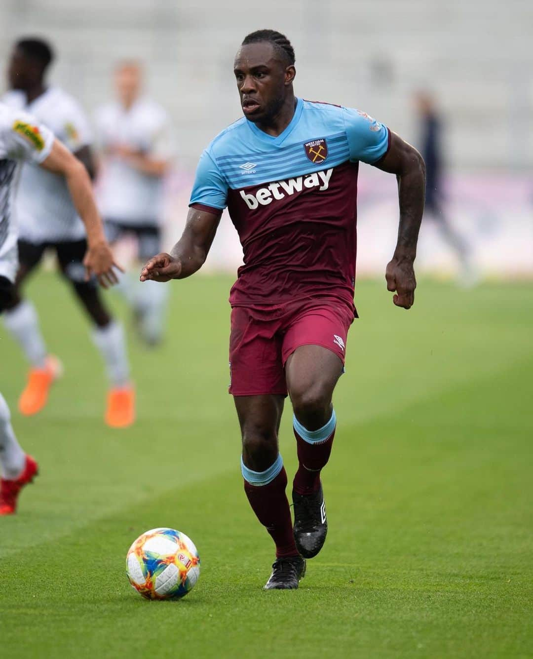 マイケル・アントニオさんのインスタグラム写真 - (マイケル・アントニオInstagram)「Goal and a win, that’s how you start pre-season 👊🏾 #COYI」7月12日 3時52分 - michailantonio