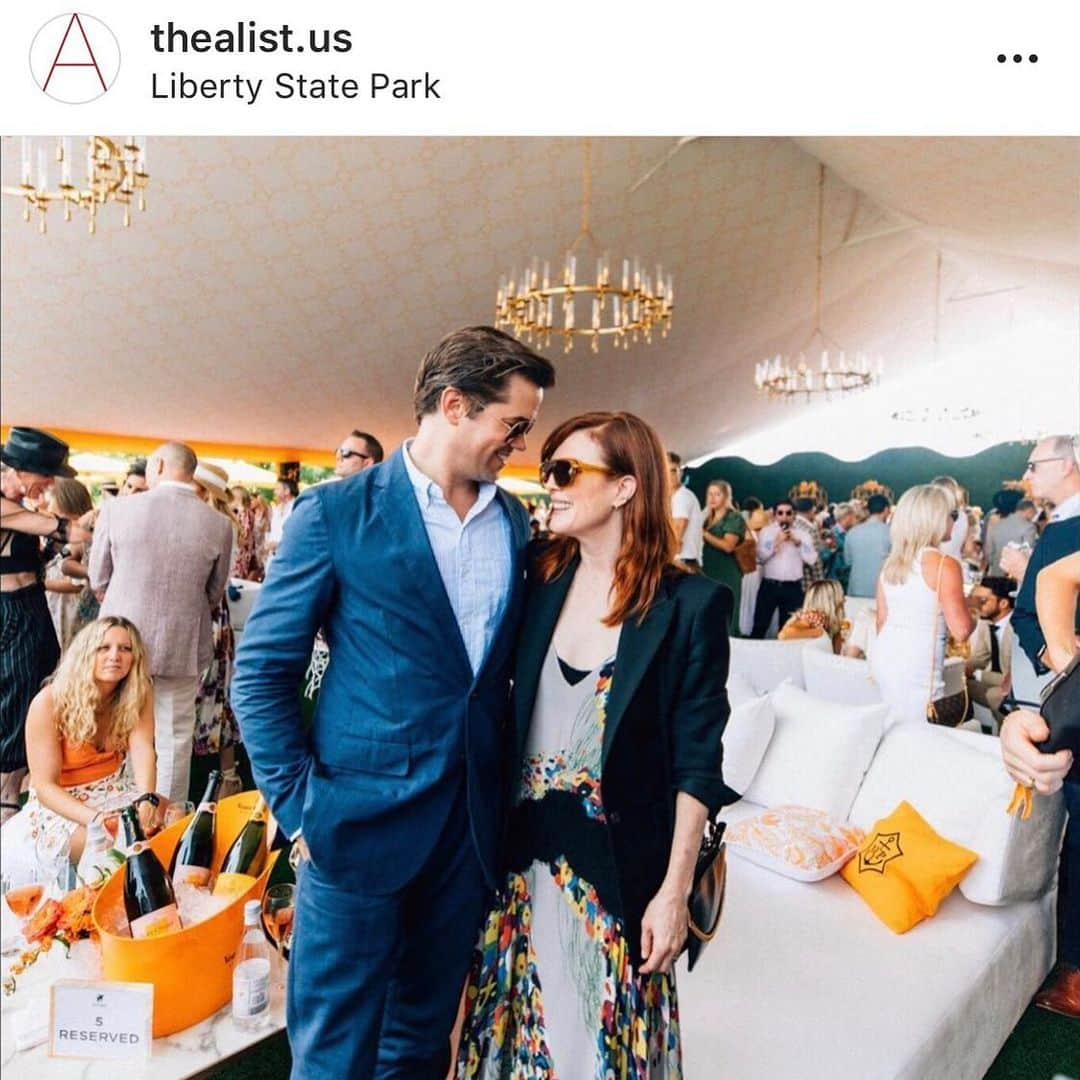 アンドリュー・ラネルズさんのインスタグラム写真 - (アンドリュー・ラネルズInstagram)「#tbt to the VC Polo Classic where I aggressively tried to force a friendship with Julianne Moore. (I started with As the World Turns questions.)」7月12日 4時05分 - andrewrannells