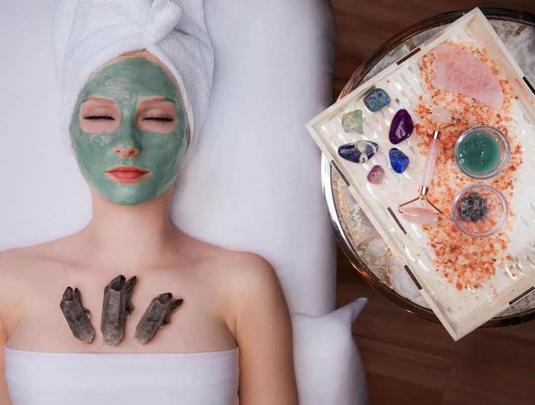 Palms Casino Resortのインスタグラム：「Feeling the Mercury in Retrograde funk? We’ve got you covered with the Mercury in Retrograde facial from The Spa at Palms.」