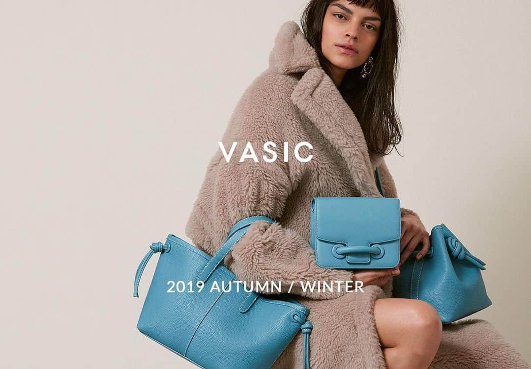 Vasic News In jpさんのインスタグラム写真 - (Vasic News In jpInstagram)「Autumn Winter 2019 Collectionより、CityシリーズとSignシリーズの新色が7/10より登場しています。ぜひ店頭にお立ち寄りください。  #vasic #aw19 #sign #signmini #city #cityminimini #sax  #vasicnews」7月12日 9時31分 - vasic_japan