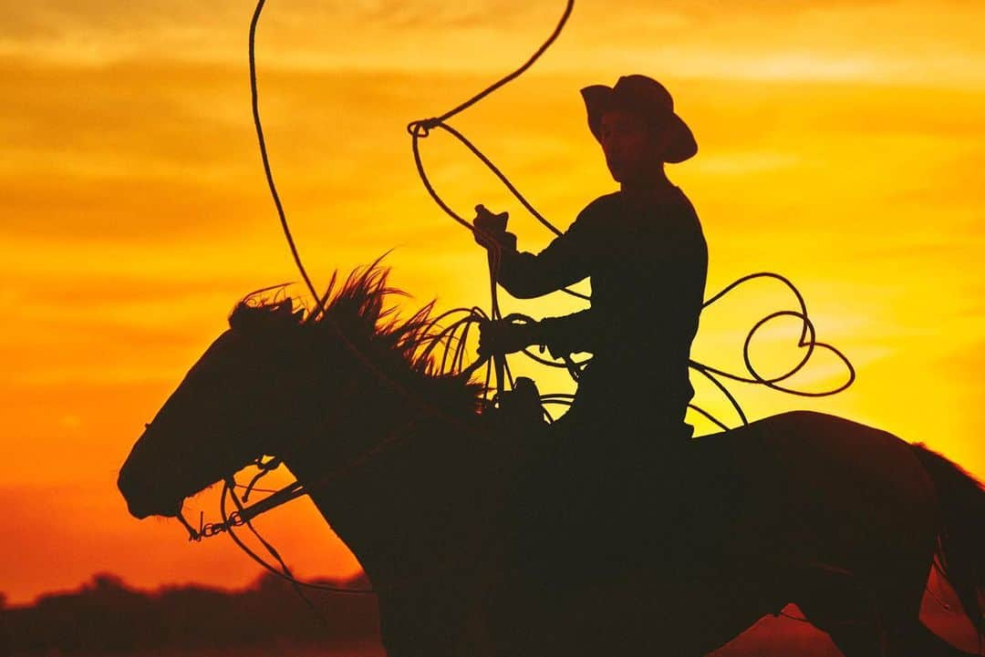 マリオ・テスティーノさんのインスタグラム写真 - (マリオ・テスティーノInstagram)「VAQUEROS COLOMBIA. COLOMBIA, 2019. A BEAUTIFUL WORLD.  #ABeautifulWorld #MarioTestino」7月12日 4時18分 - mariotestino