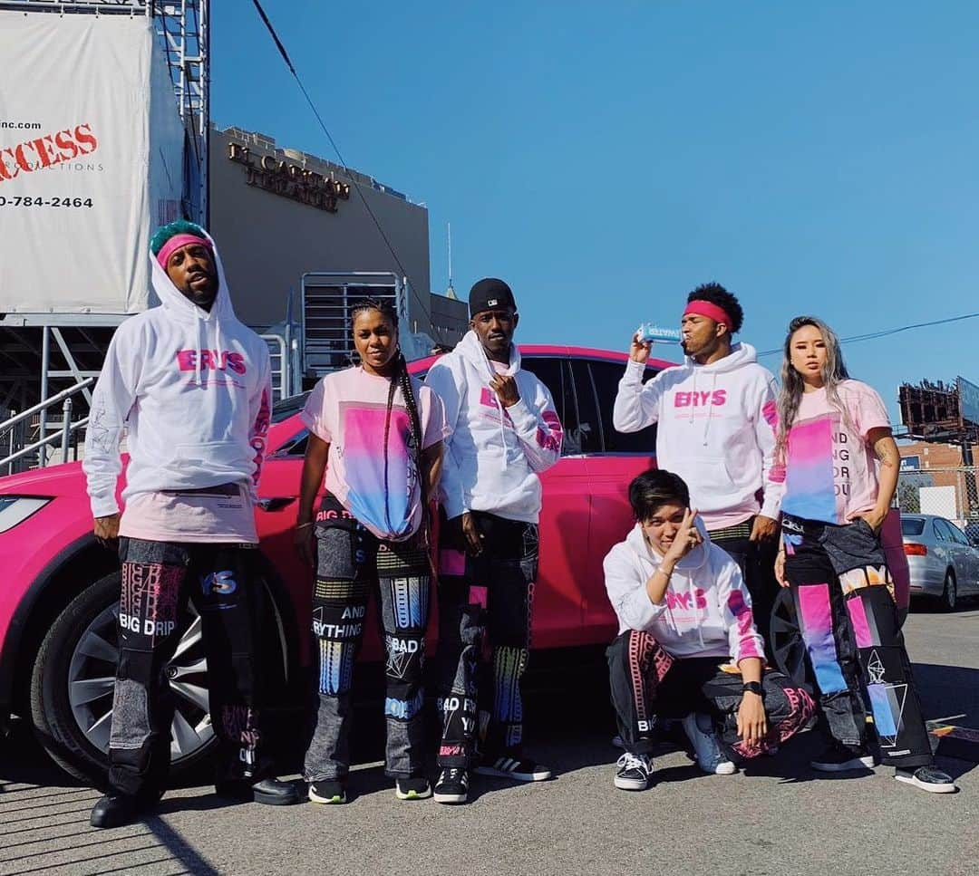 有働真帆さんのインスタグラム写真 - (有働真帆Instagram)「Jaden Smith x Jimmy Kimmel Live Thank you @aakomon and @gotamydance 💪🏼💪🏼」7月12日 6時25分 - maho_udo