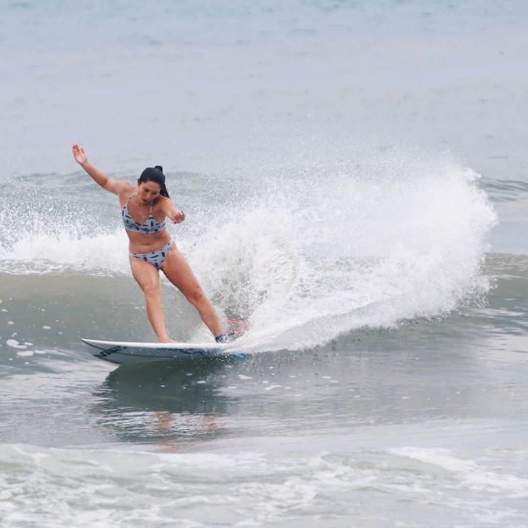 野呂玲花さんのインスタグラム写真 - (野呂玲花Instagram)「SURFING 🏄‍♀️ pc. @whois_o_y_r」7月12日 7時01分 - reikanoro