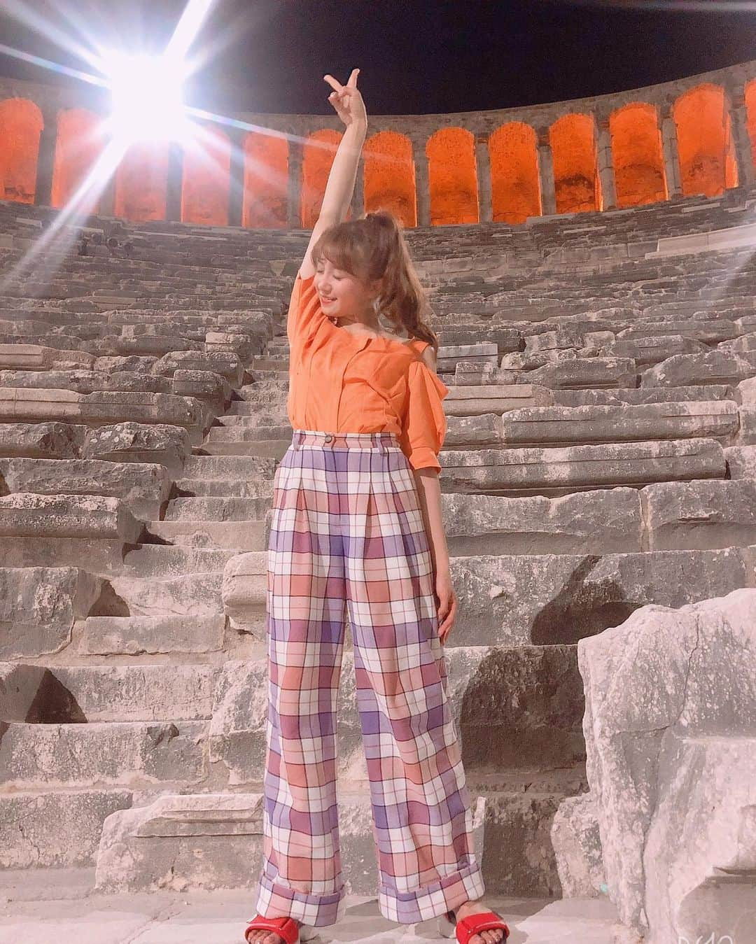 星名美怜さんのインスタグラム写真 - (星名美怜Instagram)「♥♥♥﻿ ㅤㅤㅤ .﻿ ㅤㅤㅤ SHIRITSU EBISUCHUGAKU﻿ In Aspendos Theatre﻿ ㅤㅤㅤ July 13.2019(sat)﻿ ㅤㅤㅤ Doors open at 19:30〜﻿ ㅤㅤㅤ Concert at 20:00〜﻿ ㅤㅤㅤ ﻿ ㅤㅤㅤ Please come to our concert!!!﻿ .﻿ ㅤㅤㅤ トルコの歴史のあるアスペンドス劇場で﻿ ㅤㅤㅤ 現地時間 7/13 会場19:30〜 開演20:00〜﻿ ㅤㅤㅤ "私立恵比寿中学結成10周年記念ライブ" ㅤㅤㅤ を行います❤️🕊﻿ ㅤㅤㅤ ﻿ ㅤㅤㅤ オーケストラの皆様と素敵なライブにできたらとㅤㅤㅤ 思いますっ☺︎☺︎﻿ ㅤㅤㅤ ﻿ ㅤㅤㅤ トルコにいる多くの方に遊びにきてもらえるといいなぁ﻿ ㅤㅤㅤ ﻿ ㅤㅤㅤ 日本のみんなー！﻿ ㅤㅤㅤ 頑張ってくるねっㅤㅤㅤ 最高の記念ライブにしてきます☺︎☺︎💗💗 ㅤㅤㅤ . ㅤㅤㅤ ﻿#mireinsta ㅤㅤㅤ ㅤㅤㅤ #aspendos #aspendostheatre #antalya #turkey ㅤㅤㅤ #アスペンドス #アンタルヤ #トルコㅤㅤㅤ #ebichu #shiritsuebisuchugaku #japanesegirl ㅤㅤㅤ」7月12日 18時40分 - hoshina_mirei_official