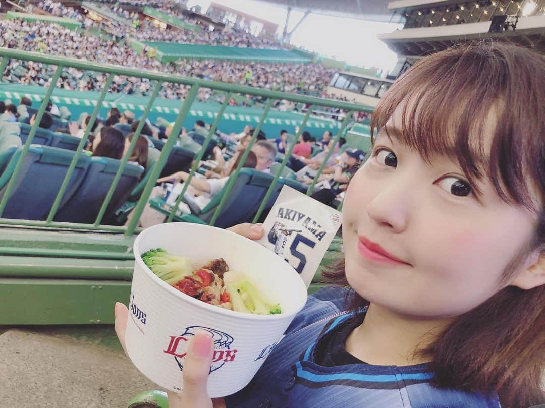 惣田紗莉渚さんのインスタグラム写真 - (惣田紗莉渚Instagram)「きょうは オールスターゲーム⚾︎ 写真は前に 秋山選手の麺を食べた時の🧚‍♂️ #baseball  #allstar」7月12日 17時49分 - sarisari0118