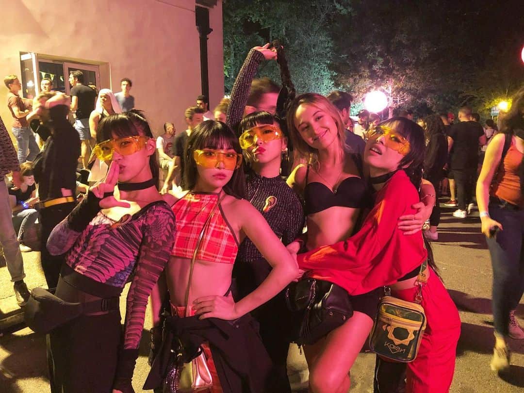 DJ mariennuのインスタグラム：「@thepeacocksociety 🙏❤️」