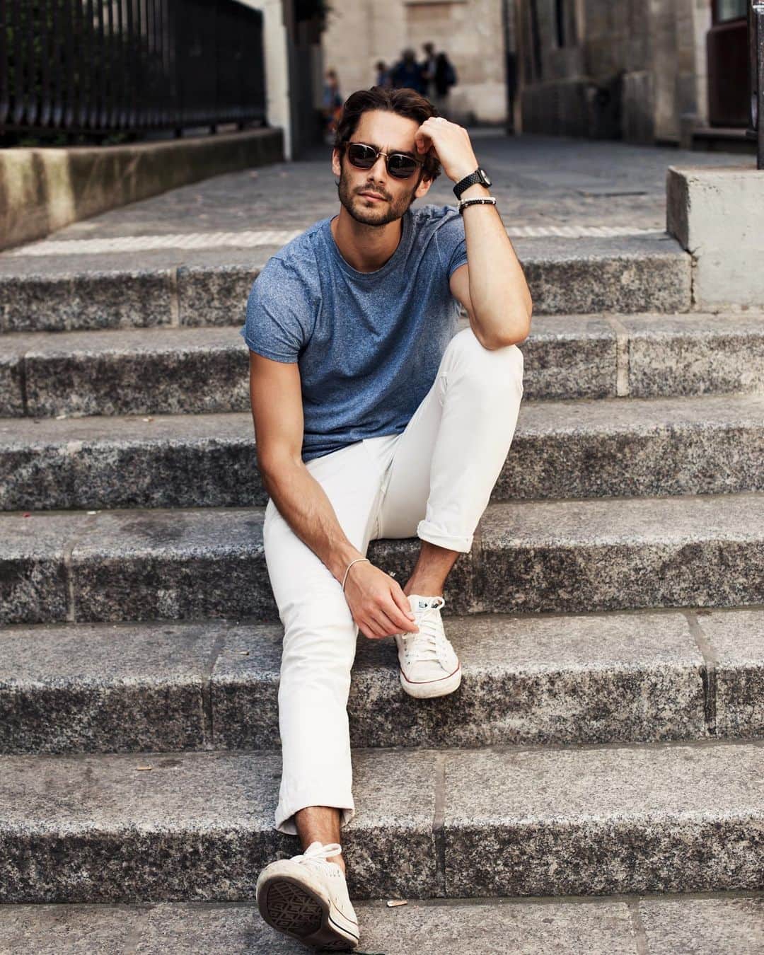 NICOLAS SIMOESのインスタグラム：「Strolling in my thoughts... 💭」