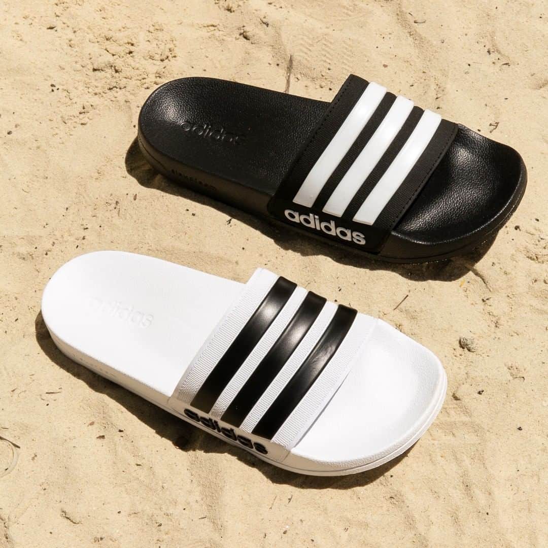 Foot Lockerさんのインスタグラム写真 - (Foot LockerInstagram)「The summer favorite. #adidas Originals Adilette Slide Available Now, In-Store and Online」7月12日 9時56分 - footlocker