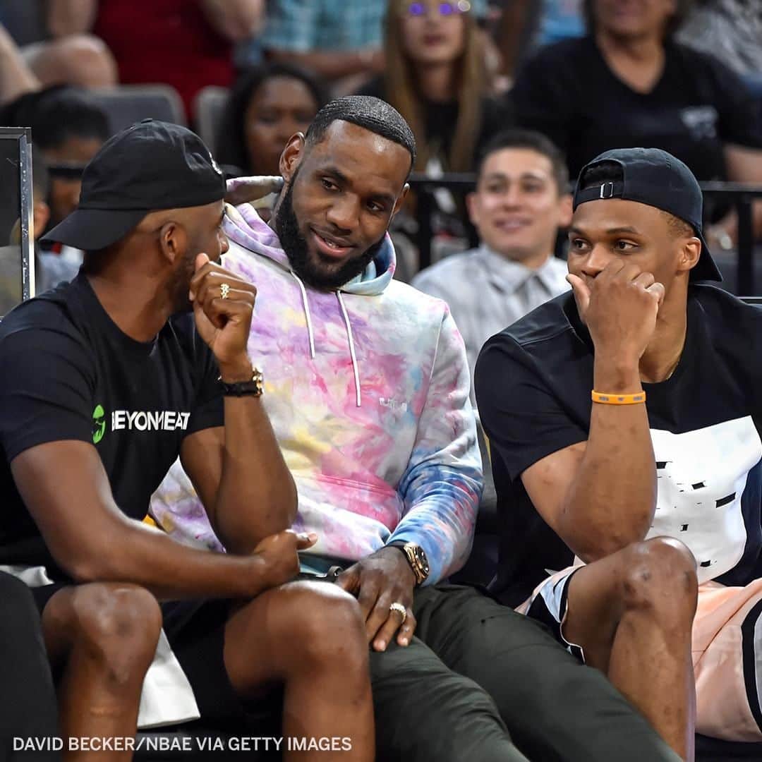 espnさんのインスタグラム写真 - (espnInstagram)「Less than a month ago, CP3 and Russ were at an Aces game. Now, they'll be switching teams.」7月12日 10時15分 - espn