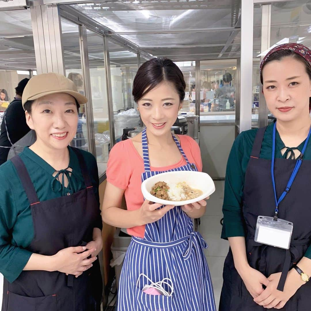 一条もんこさんのインスタグラム写真 - (一条もんこInstagram)「東武百貨店池袋店 『カレーとうつわと』  関東初進出！！ 今回、大阪から参加してくださった、 北浜にある『丁子』さん。  鶏塩あんかけ生胡椒のせと、 味噌豚キーマの二種がけ。 粗挽き肉と弾けるスパイスの香りがたまりません！！ あの味が東京で食べられるなんて感激です、、(*≧∀≦*) 16日最終日まで食べられますが 売り切れ次第終了になります。 ありがとうございます！！ #カレー#カレーとうつわと#東武百貨店池袋店#催事#イベント#カレー店#大阪#丁子#スパイスカレー#鶏塩あんかけ生胡椒のせ#味噌豚キーマ#東京初出店#スパイス#一条もんこ」7月12日 10時42分 - monko1215