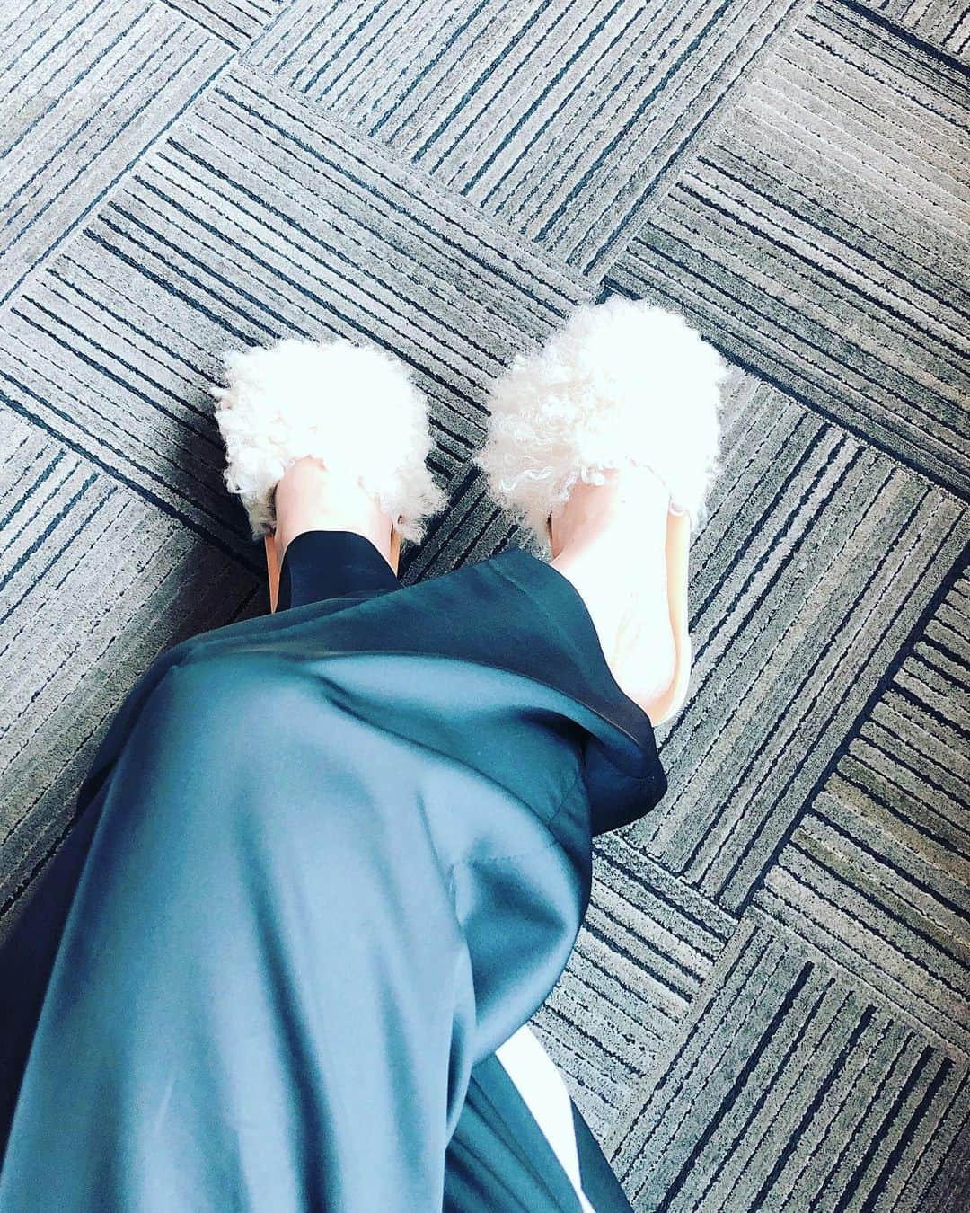 阿部洋子さんのインスタグラム写真 - (阿部洋子Instagram)「👟👞👢👡👠 #今日の靴  #shoes #shoeslover #shoestagram #shoesoftheday #sotd #ootd  雨の日なのに🐑」7月12日 11時30分 - hirocoring