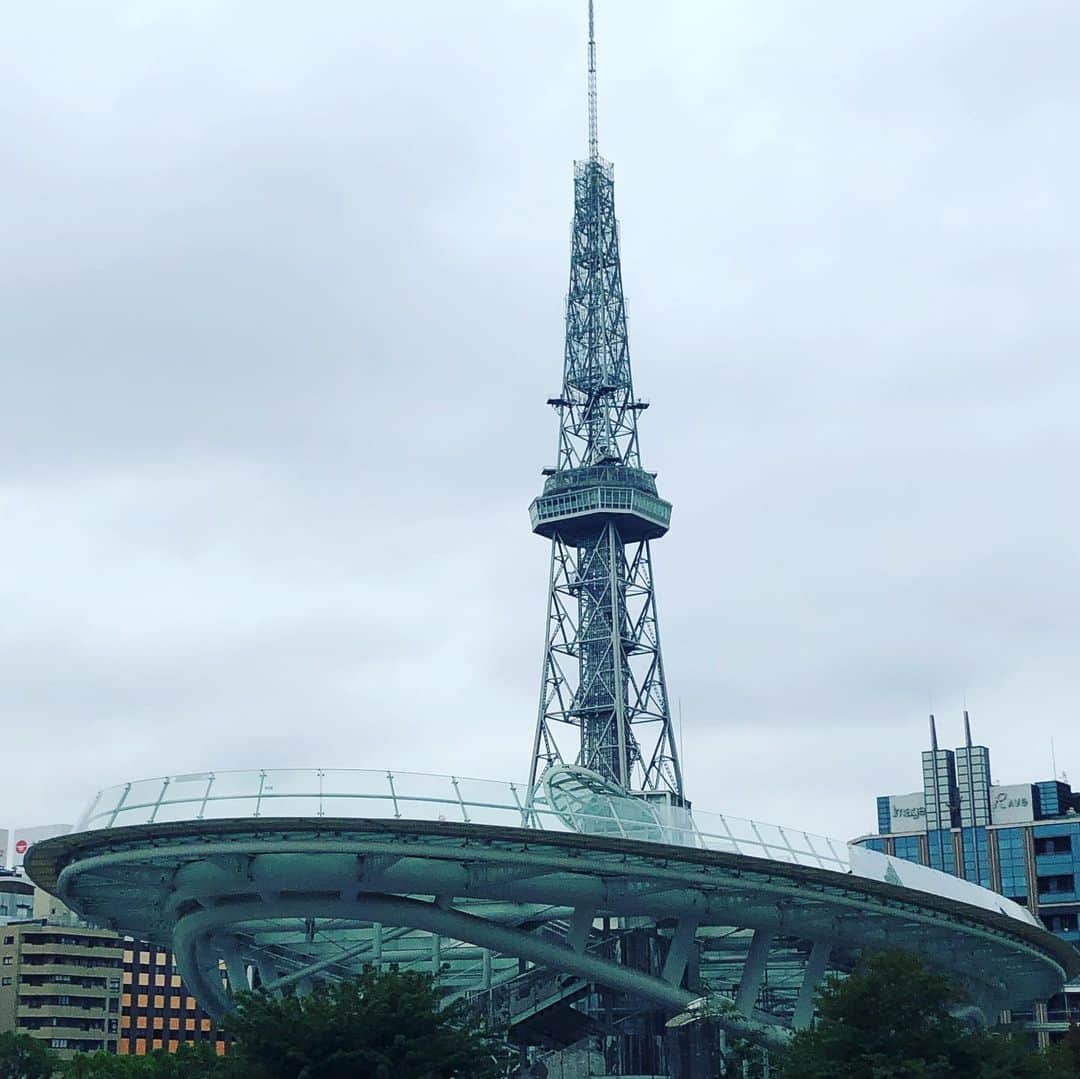 三上市朗のインスタグラム：「名古屋にいます。どんより曇って湿度も高めですが本日、名古屋初日でございます。モーニングもいただいて頑張ります。 #キネマと恋人」
