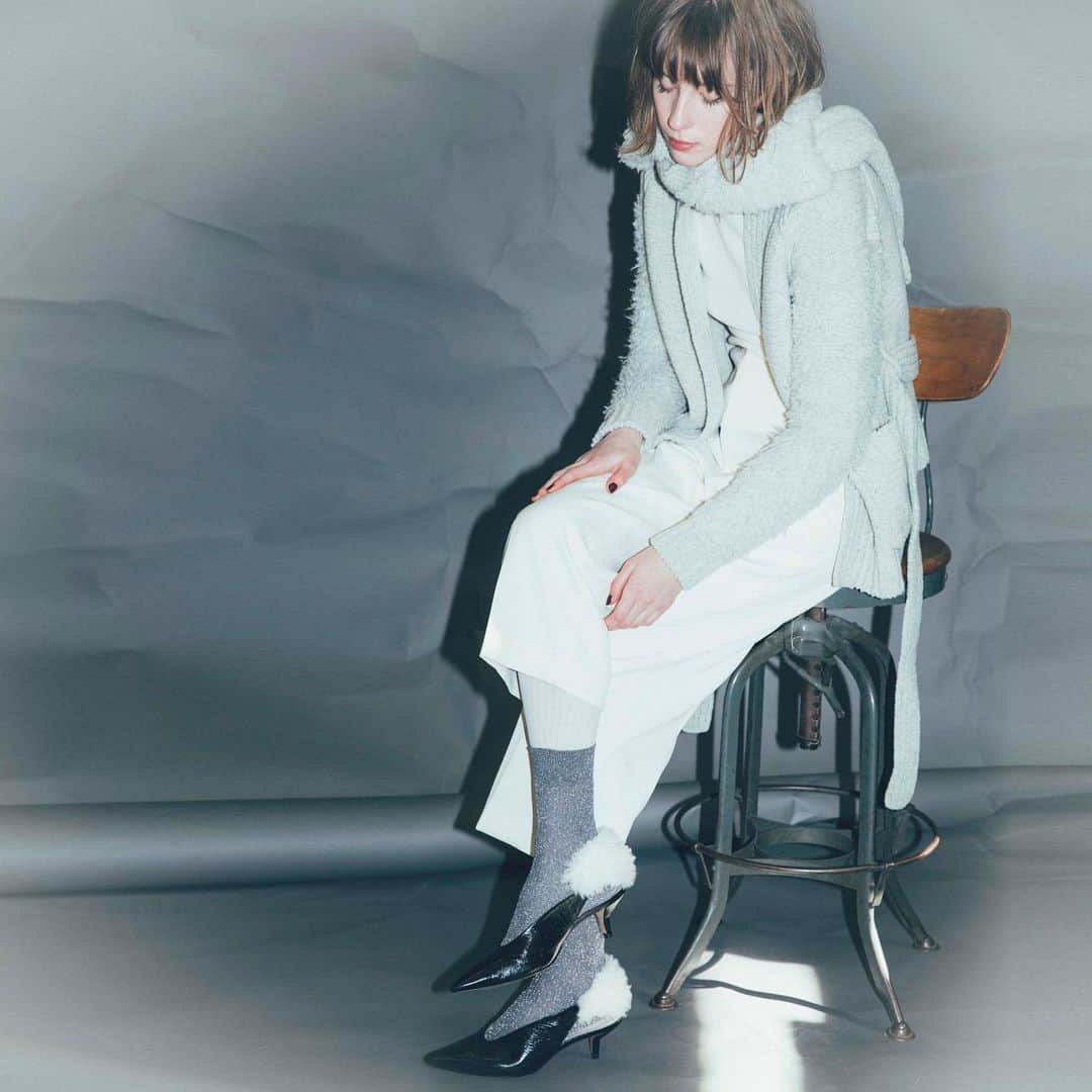 アンドゥミさんのインスタグラム写真 - (アンドゥミInstagram)「来週7/17（水）〜19（金）の3日間、東京ビッグサイトで開催される『interiorlifestyle展』に、　昨年に引き続き 「レッグウエア＿deux plus undemi」で出展します。会場では2019 A/W Collection の新作レッグウエアを中心にご紹介。詳しくは  interiorlifestyle-tokyo のWebをご覧下さいね。  会　場  東京ビッグサイト（West Hall 3)  ゾーン  ACCENT [H-05]  @interiorlifestyletokyo  #undemi  #mihokosaito #deuxplusundemi  #legwear #2019aw_legwear #インテリアライフスタイル  #インテリアライフスタイルトウキョウ #アンドゥミ #ミホコサイトウ #ドゥプリュスアンドゥミ #アンドゥミレッグウエア #レッグウエア展示会  #レッグウエアコレクション #東京ビッグサイト」7月12日 11時59分 - undemishop