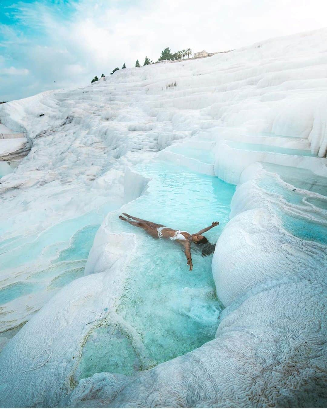 Wonderful Placesさんのインスタグラム写真 - (Wonderful PlacesInstagram)「Pamukkale - Turkey ✨💙💙💙✨ . Pictures by ✨@destinationchaser✨ & ✨@dwanderess✨ #wonderful_places for a feature 💙」7月12日 12時55分 - wonderful_places