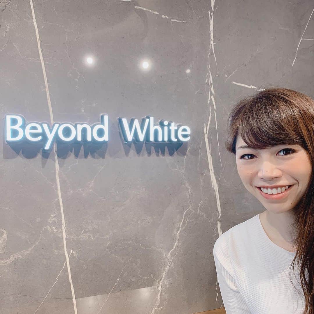 小林アナさんのインスタグラム写真 - (小林アナInstagram)「‪中目黒駅近くのセルフホワイトニングSalon「beyond white」さんへ！‬ ‪Open記念キャンペーンで無料でやっていただきましたー！‬ ‪一回でも少し白くなった気する！‬ ‪beyondwhite.jp‬ ‪#beyondwhite‬ ‪#セルフホワイトニング‬ ‪#中目黒‬」7月12日 13時24分 - genkobiribiri