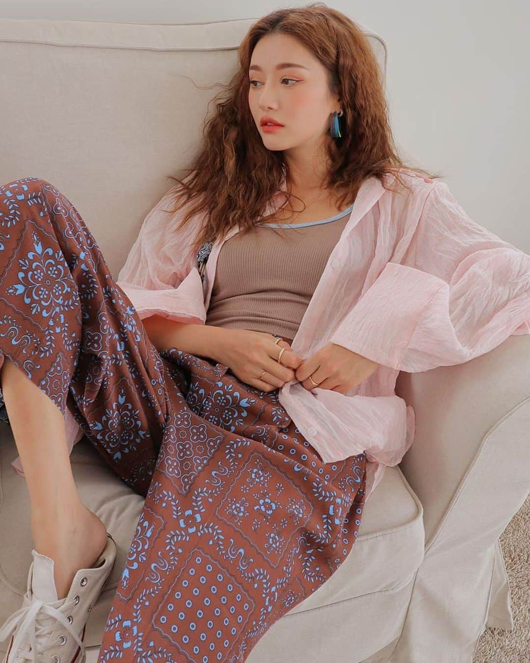 Official STYLENANDAさんのインスタグラム写真 - (Official STYLENANDAInstagram)「Today 8% sale 😀 #stylenanda #newarrivals」7月12日 13時28分 - houseof3ce