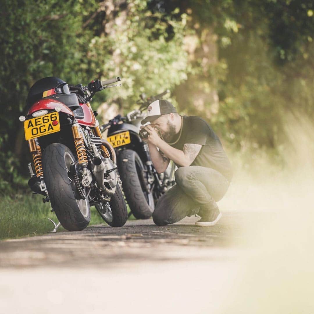 epidemic_motorsさんのインスタグラム写真 - (epidemic_motorsInstagram)「Via @moto.bob 📸 by @wilcollinsphotography doing what he does best - hiding in the bushes with a long lens 😬」7月12日 14時29分 - epidemic_motors