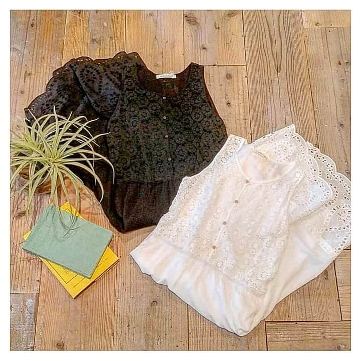 furryrate officialのインスタグラム：「【2019 summer collection】 ▶dress #レース切替ワンピース  No.43824458 オフホワイト/ブラック/ベージュ ¥11,880- . . #furryrate #furry #ファーリー#ファーリーレート #ワンピース #onepiece #dress #race #レース #ヨウリュウ #レース切替 #夏ワンピ #夏コーデ #summercollection」