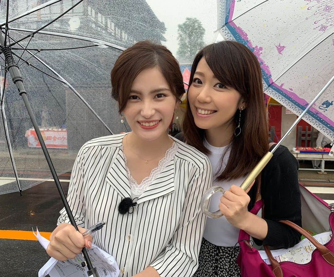須黒清華のインスタグラム：「今日は新人アナウンサー池谷のよじごじ中継デビュー✨ 私は付き添いで来ていますー‼︎ 緊張していますが、元気いっぱい頑張れー✨ この後のよじごじdaysぜひご覧くださいねー😊 #テレビ東京新人アナウンサー池谷実悠 #テレビ東京アナウンサー #よじごじdays #中継」