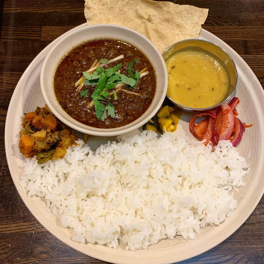 黒沢薫さんのインスタグラム写真 - (黒沢薫Instagram)「#lunch #curry #keema #muttong #yummy #spicy #happy #music #soul #rb #singer #lovelife #instafood #ハードコアカレーシンガー #カレーの人」7月12日 14時54分 - kaorukurosawa_lovelife