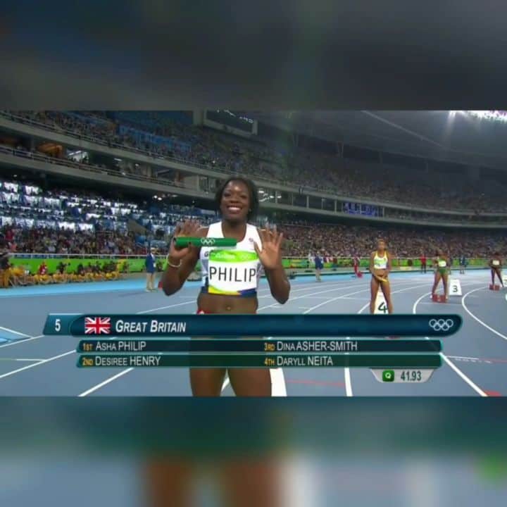 アシャ・フィリップのインスタグラム：「More of this please! 💪🏾 4x100m Olympic Final🥉 . . . #MorningMotivation #TrackAndField #Relay #Olympics #TeamGB #GirlsWhoRun #Athlete #Tracknation #FlashbackFriday」