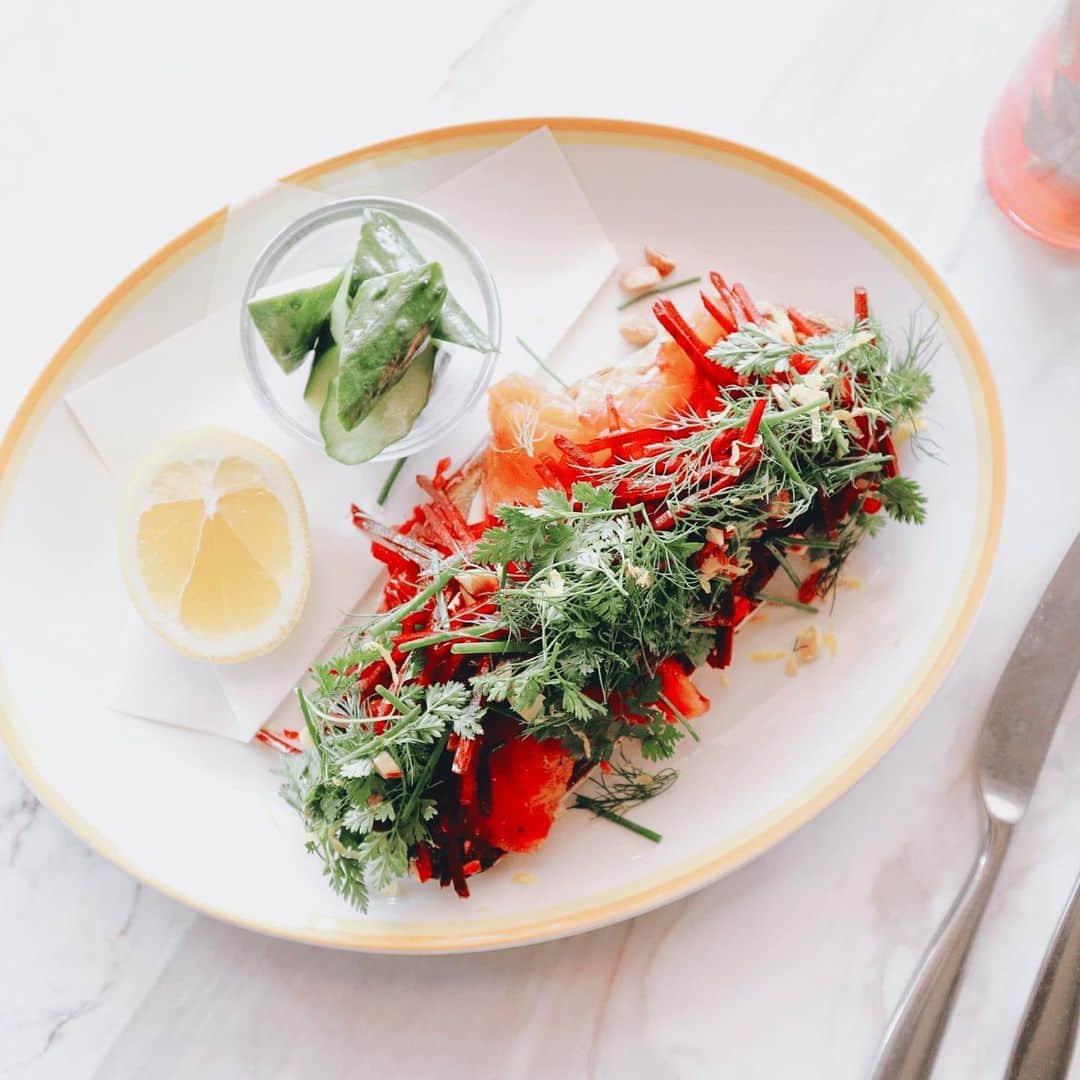 CLASSY公式のグルメインスタ