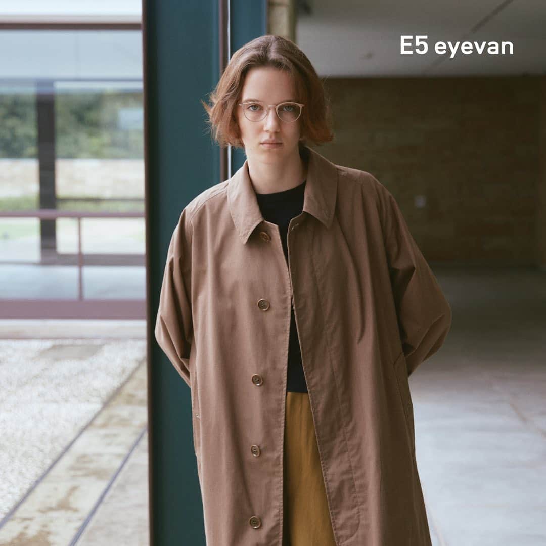 アイヴァン 7285のインスタグラム：「. #E5eyevan . 2024SS Campaign image Model:m10  #E5 #formfollowsroleandpurpose」