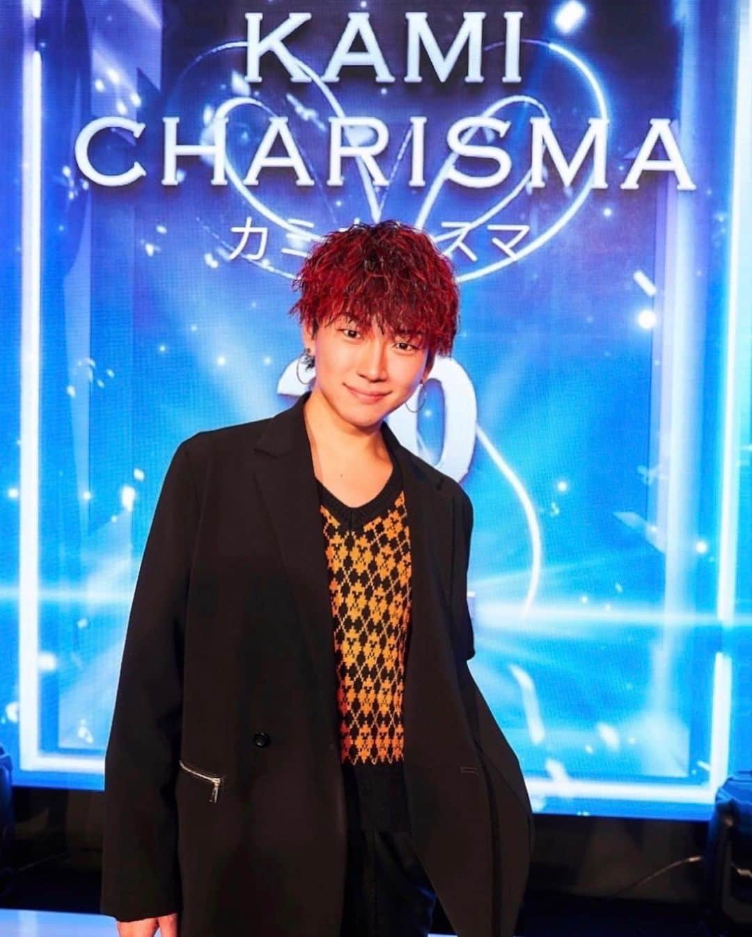 高木琢也さんのインスタグラム写真 - (高木琢也Instagram)「KAMI Charisma 2024⭐️⭐️⭐️ OCEANからは13名㊗️ 日頃の積み重ね。コツコツやってると結果が出るね。 すごく嬉しかった。 沢山メンションしてくれて本当にありがとう✌️ 自分のももちろん嬉しいけどスタッフが獲ってくれるのが本当に誇らしい🏆 来年はさらに増やそう❤️‍🔥 #KAMICharisma #美容師 #OCEANTOKYO #📸　@taiki_the_shooter」12月14日 18時03分 - takagi_ocean