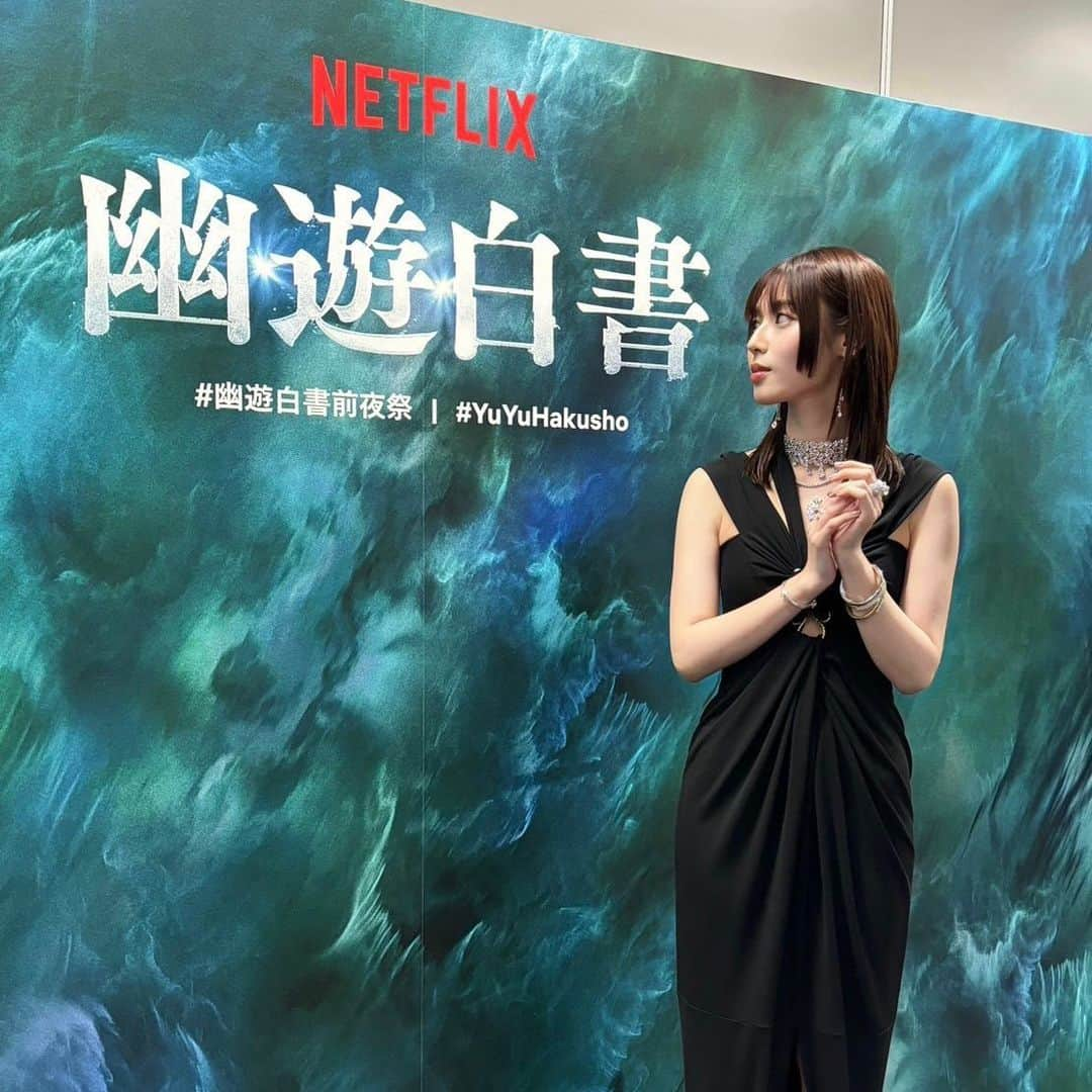 白石聖さんのインスタグラム写真 - (白石聖Instagram)「Netflixシリーズ『幽☆遊☆白書』 本日より世界独占配信スタートです。  是非ご覧下さい！  dress : @harunobumurata  accessory : @swarovski @hpfrance_official @e.m.__official  Styled by @limleanlee   #幽遊白書　#yuyuhakusho」12月14日 17時45分 - shiraishi_sei