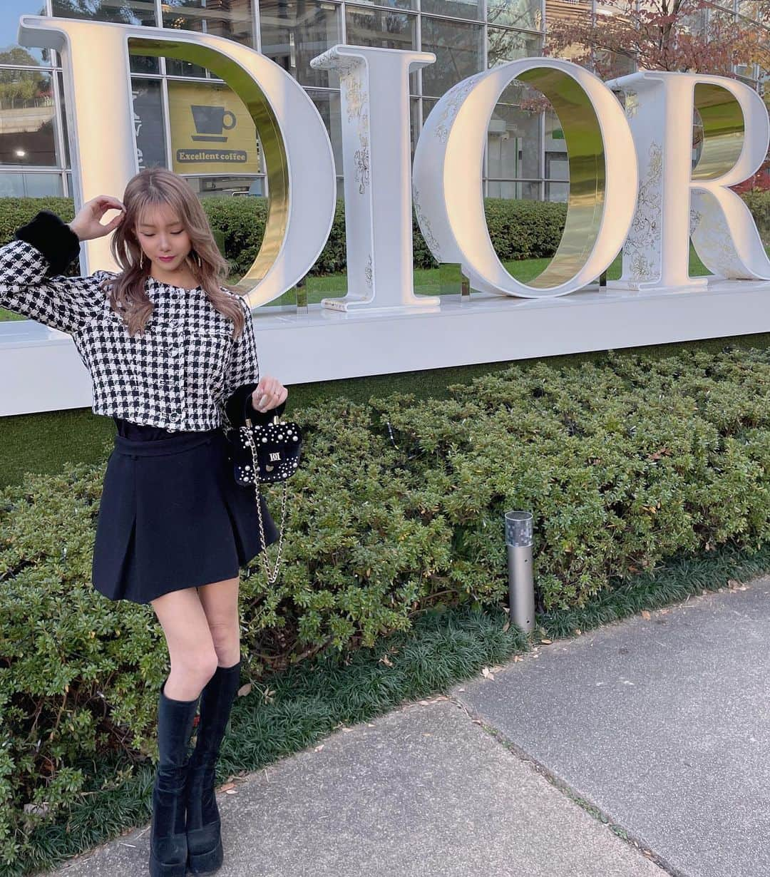 RIIAのインスタグラム：「#dior#Diorポップアップ#六本木#六本木ヒルズアリーナ」