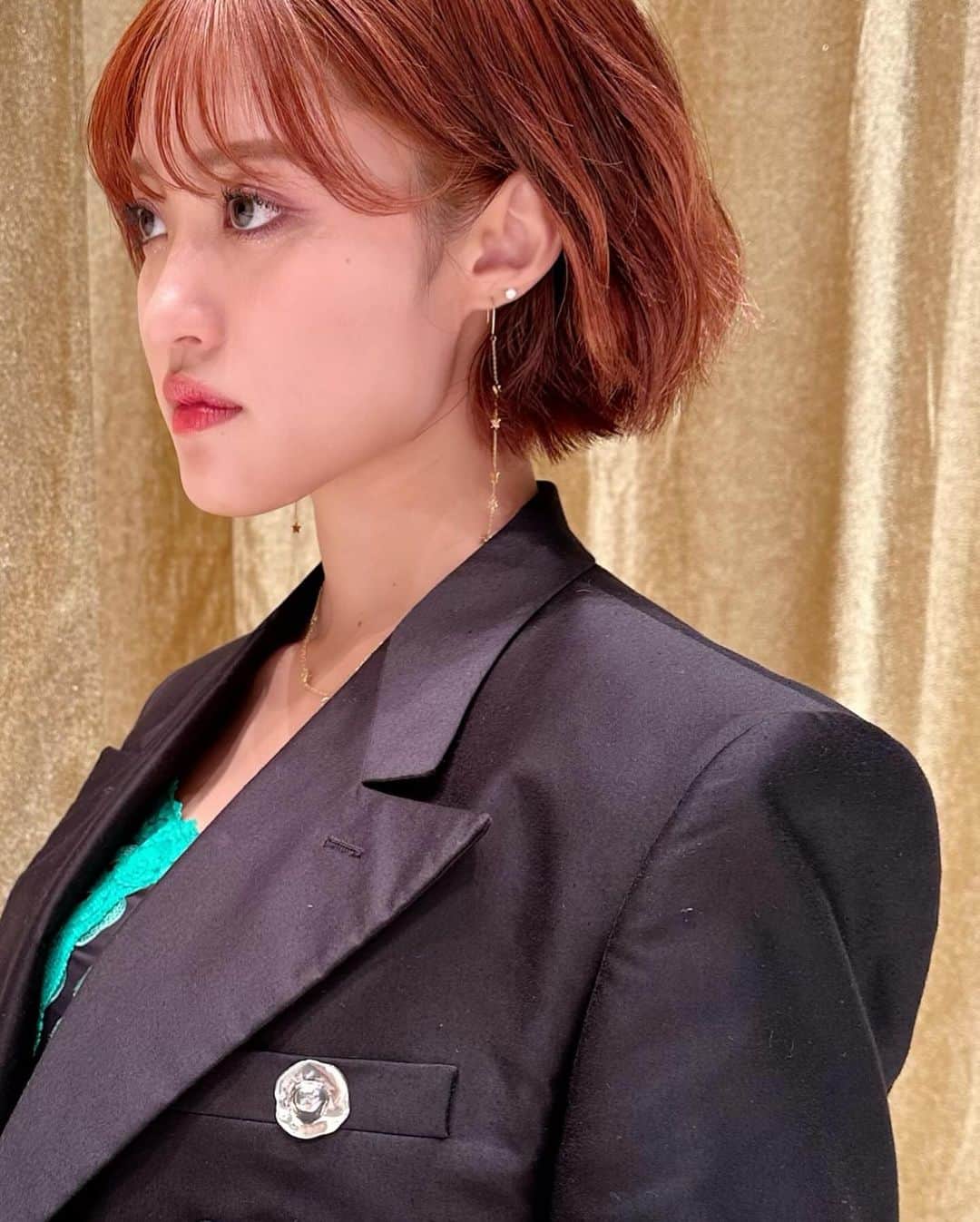 王林さんのインスタグラム写真 - (王林Instagram)「#おうりんのぬの🎀   飛んでったデータが徐々にもどってまいりました🤤 ともに着てたぬのたちも思い出してきました🤤  styling for @lury.mh」12月14日 11時43分 - ourin_ringoooo