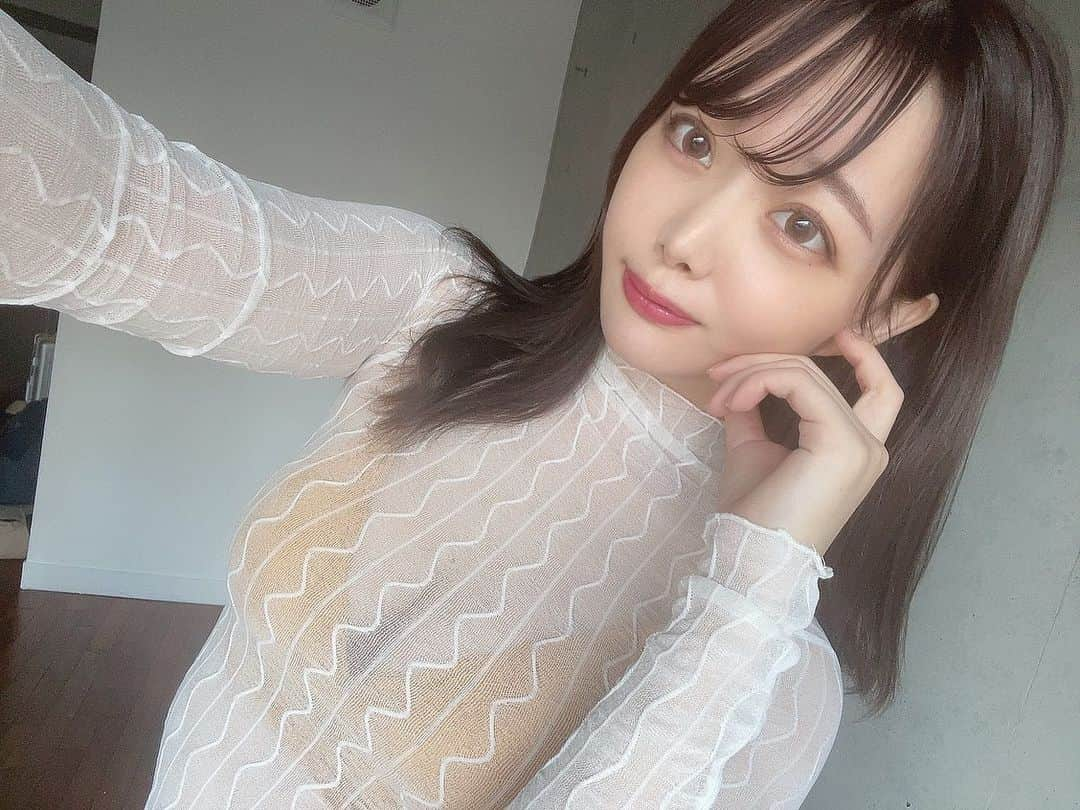 七海のインスタグラム：「昨日ぐらいからまた寒いね🥺  今日も頑張りましょ♡」