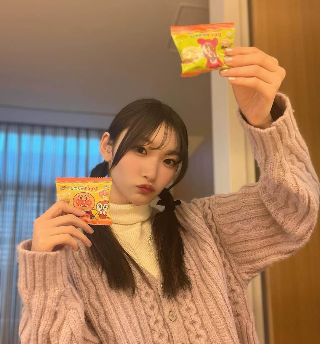 宮本佳林さんのインスタグラム写真 - (宮本佳林Instagram)「♡  いつもお世話になってる アンパンマンクッキー🍪  美味しいのにお腹に優しくて好き🥰  #アンパンマン #アンパンマンクッキー #美味しい」12月14日 16時30分 - karin_miyamoto.official