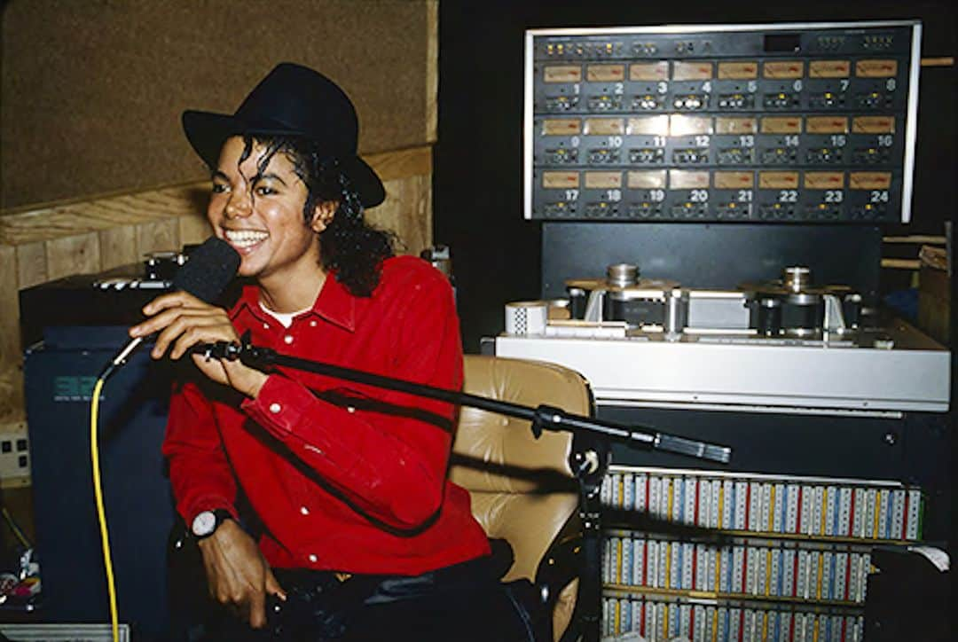 マイケル・ジャクソンさんのインスタグラム写真 - (マイケル・ジャクソンInstagram)「The blog “Mastering The Mix” believes it was Michael’s focus that made his vocal recordings shine: “He never had the lyrics in from of him when he was recording. He’d always make sure that he knew every word and was confident in how he was going to sing every utterance. There was no wasted energy in reading or trying to remember a melody.”」12月15日 2時00分 - michaeljackson