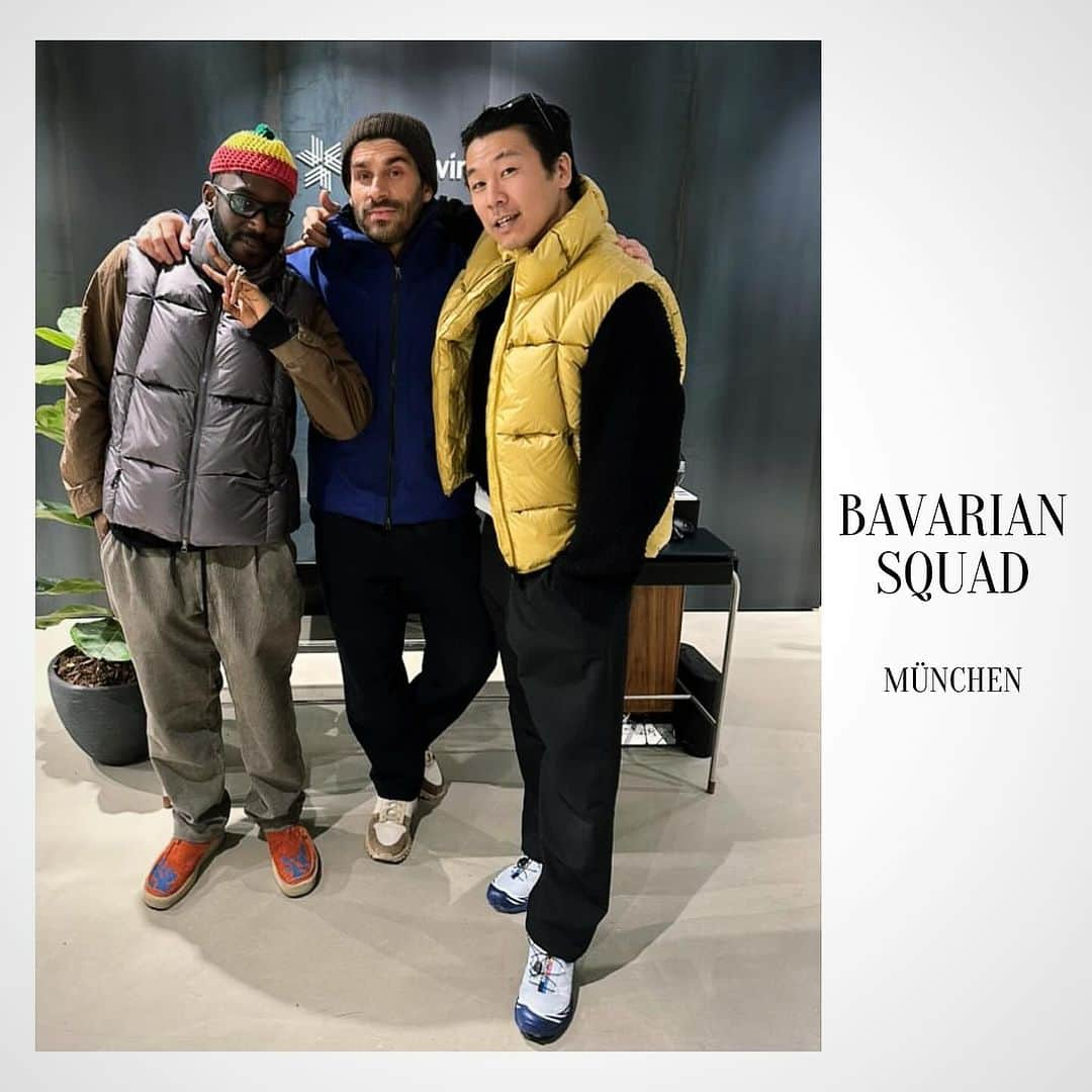 佐々木明のインスタグラム：「GOLDWIN store in Munich,Germany🇩🇪 Munich is like, one of my all-time favorite spots in Europe. I can't wait to see all the stylish events and cultural stuff that's gonna come outta this place. It's gonna be rad!  Keep in touch guys🤜🤛 Henning.  Moubarak and Leo✌️  @goldwin_munich  ドイツのミュンヘンにあるゴールドウインストアですが こちらのスタッフはドイツのファッションやカルチャーフォトグラファーなどとヨーロッパで活躍するスタッフが多いので一緒にいて楽しい時間をもらえてます😊 ゴールドウインが世界のシーンにこれから根付いていける様 僕はヨーロッパでの活動の中でミュンヘンチームとエキサイティングな事をクリエイトして行けたらと思います。」