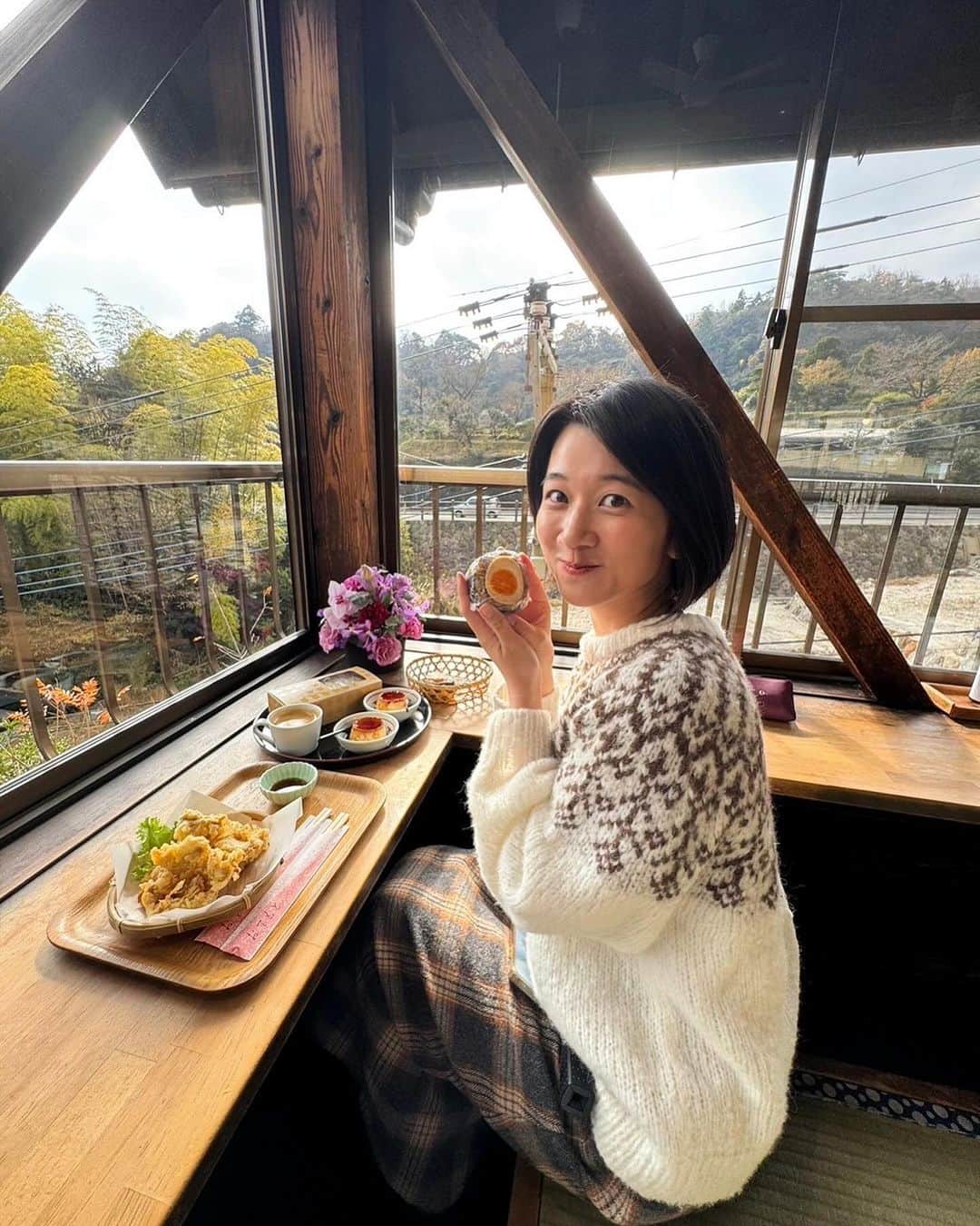 太田唯さんのインスタグラム写真 - (太田唯Instagram)「楽しかった大分旅 🦢♨️ とり天も 地獄おにぎりも ホテルで食べたたこ焼きも ぜんぶ美味しかったな〜  #大分グルメ #大分観光 #旅行 #女子旅」12月14日 18時46分 - yuiohta.official