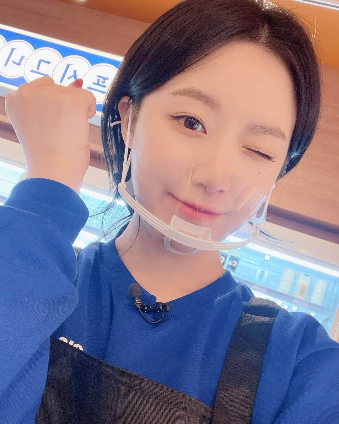 (G)I-DLEさんのインスタグラム写真 - ((G)I-DLEInstagram)「[📺] 이걸 본 당신은 주말에 대방어를 먹으러 가게 됩니다ㅣ횟집ㅣ대방어, 킹크랩ㅣ워크돌ㅣ #슈화  (여자)아이들 슈화가 출연한 ’#워크돌‘이 공개되었습니다! 아기 상어 슈화와 함께하는 오늘의 K-알바는? 🐟 지금 바로 만나보세요!  ▶️ https://youtu.be/rdayY7k8xsc  #여자아이들 #GIDLE #SHUHUA」12月14日 19時21分 - official_g_i_dle