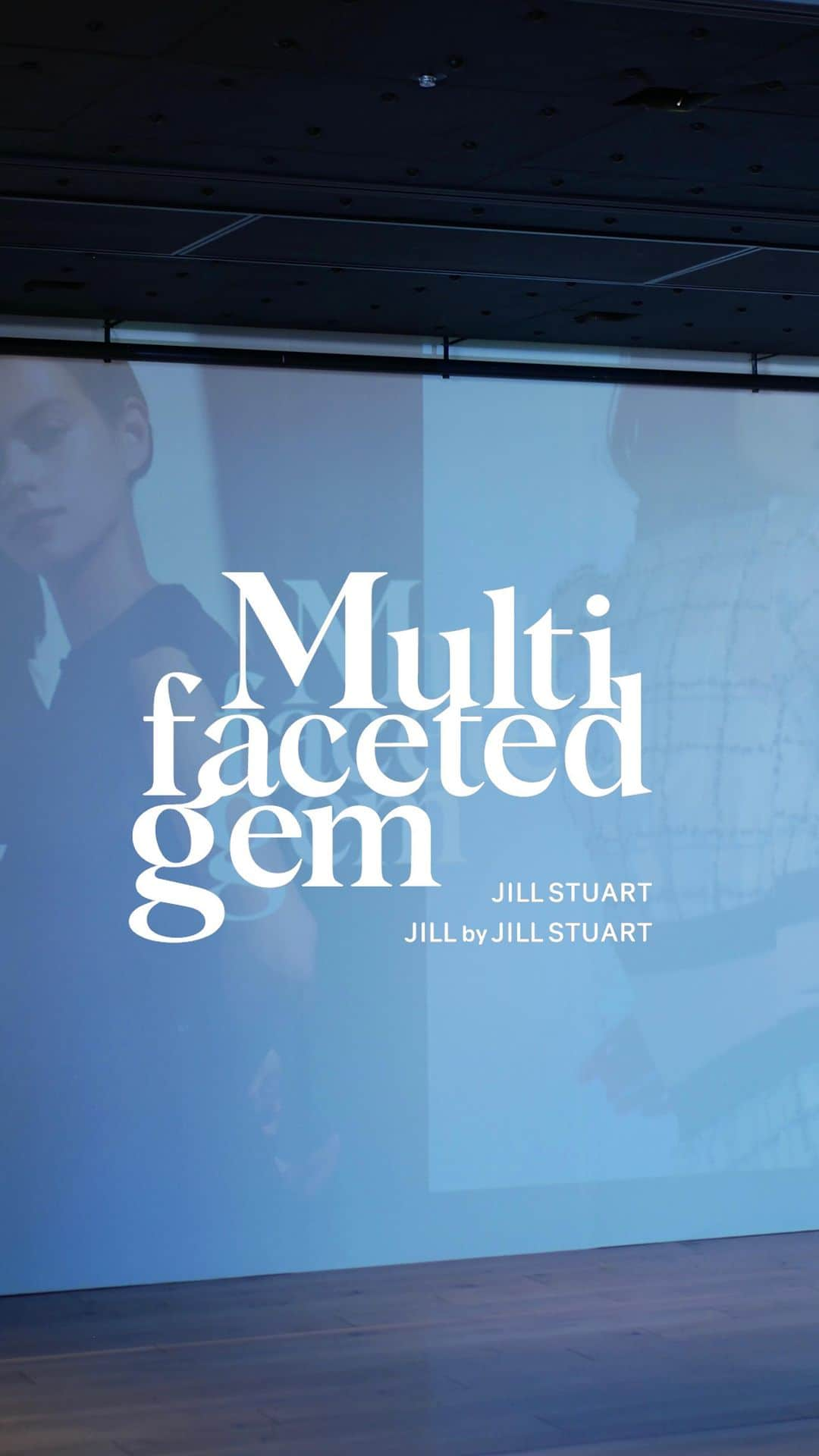 JILL by JILLSTUARTのインスタグラム：「2024SS展示会  Multi faceted gem JILL STUART JILL by JILL STUART合同インスタライブ . . . . . . . #jillbyjillstuart #jill_24ss #wj_withjillstuart #jillby #ジルバイジルスチュアート #ジルバイ #jillbybasic」