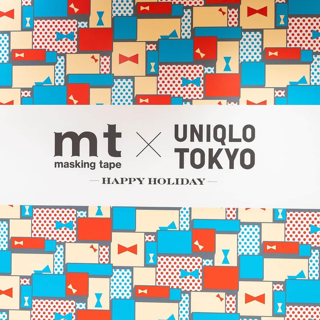 mt masking tapeさんのインスタグラム写真 - (mt masking tapeInstagram)「. mt×UNIQLO TOKYO -Happy Holiday-  カモ井加工紙100周年を記念して開催した6月のコラボイベントに続く第2弾。 つかみ取りや100円ガチャはもちろん、UTme！Tシャツやトートバッグを新柄スタンプでカスタマイズできたり、限定商品、フラワーショップなど、ホリデーシーズンのギフトにぴったりのアイテムをお届けしています。ぜひお立ち寄りください。  mtのイベント情報は専用アカウントにてお届けいたします。 @mt_maskingtape_event   mt×UNIQLO TOKYO-Happy Holiday- 期間：12月8日（金）〜25日（月） 開催時間：11:00〜18:00 会場：UNIQLO TOKYO（東京都中央区銀座3丁目２-1 マロニエゲート銀座2）  ※mtスタンプ対象イベント 550円（税込）以上お買い上げの方にスタンプを1個付与致します。 ※キャッシュレス決済のみ。  #ユニクロ #UNIQLO #LifeWear #UNIQLOLivestation #合同周年祭 #UNIQLOTOKYO #マステ沼 #カモ井加工紙 #カモ井 #kamoi #mtマスキングテープ #mtmaskingtape #カモ井加工紙株式会社 #マステ好きな人と繋がりたい #文房具好きな人と繋がりたい  #限定テープ #mtマステ#マスキングテープ活用法 #マステ活用法」12月14日 19時54分 - mt_masking_tape