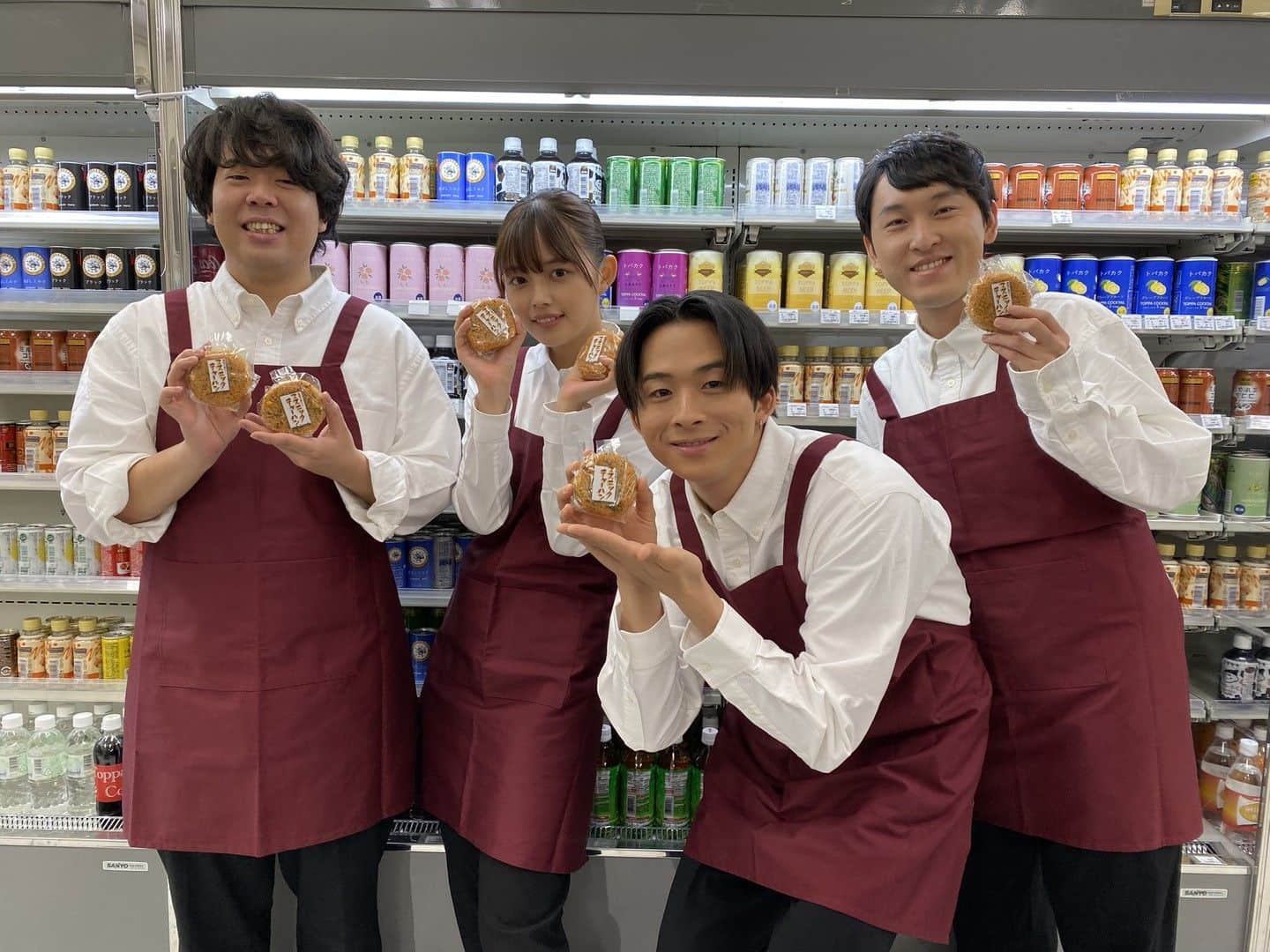日本テレビ「THE突破ファイル」のインスタグラム：「【ご視聴ありがとうございました！】  草薙バイトシリーズ、いかがでしたか？ 毎度ほっこりなエンディングシーン☺️ 澤本さん、森さん、ご出演ありがとうございました！  今回で2023年の突破ファイルは最後😭 今年も１年間たくさん応援していただきありがとうございました！  次回は新年１月４日よる７時〜２時間SPです！ 2024年の突破ファイルもお楽しみに😏」