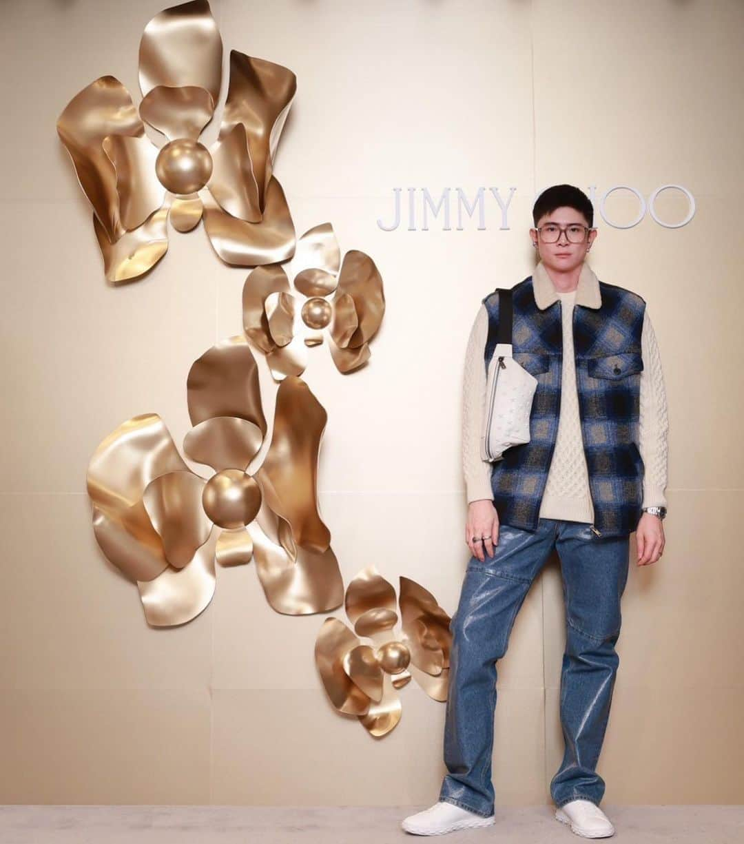 タイキのインスタグラム：「JIMMY CHOO GINZA CONCEPT STORE OPEN ✨ Thank you @sandrachoiofficial ✨  @jimmychoo  #jimmychooginza」