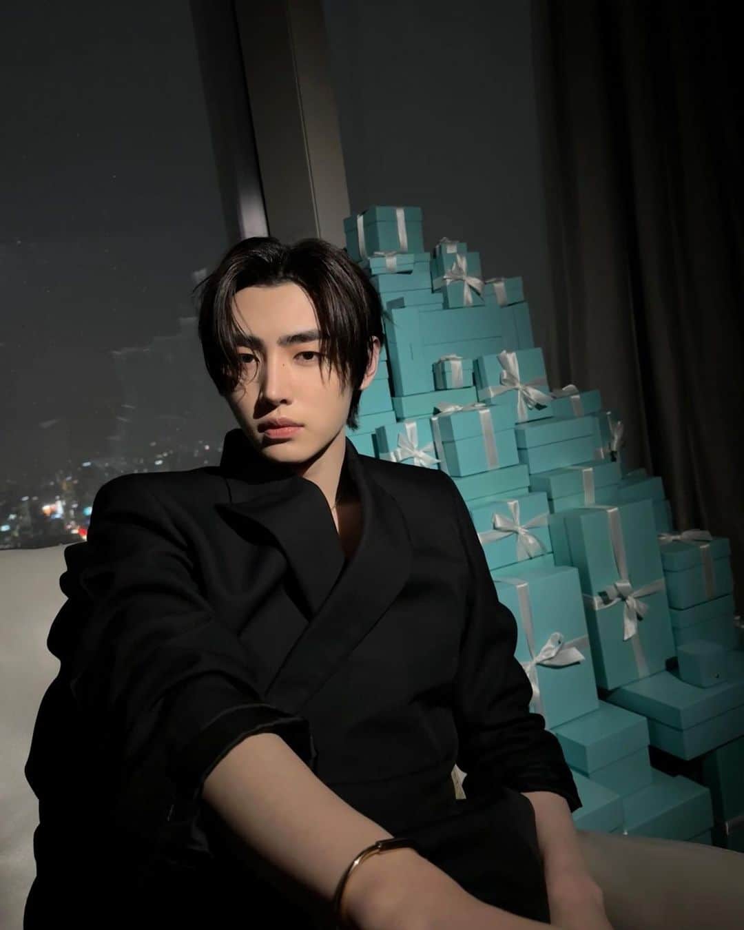 ENHYPENさんのインスタグラム写真 - (ENHYPENInstagram)「💍 💍 💍 #TiffanyHouseofICONs #티파니앤코 #티파니하우스오브아이콘  @tiffanyandco」12月14日 20時52分 - enhypen