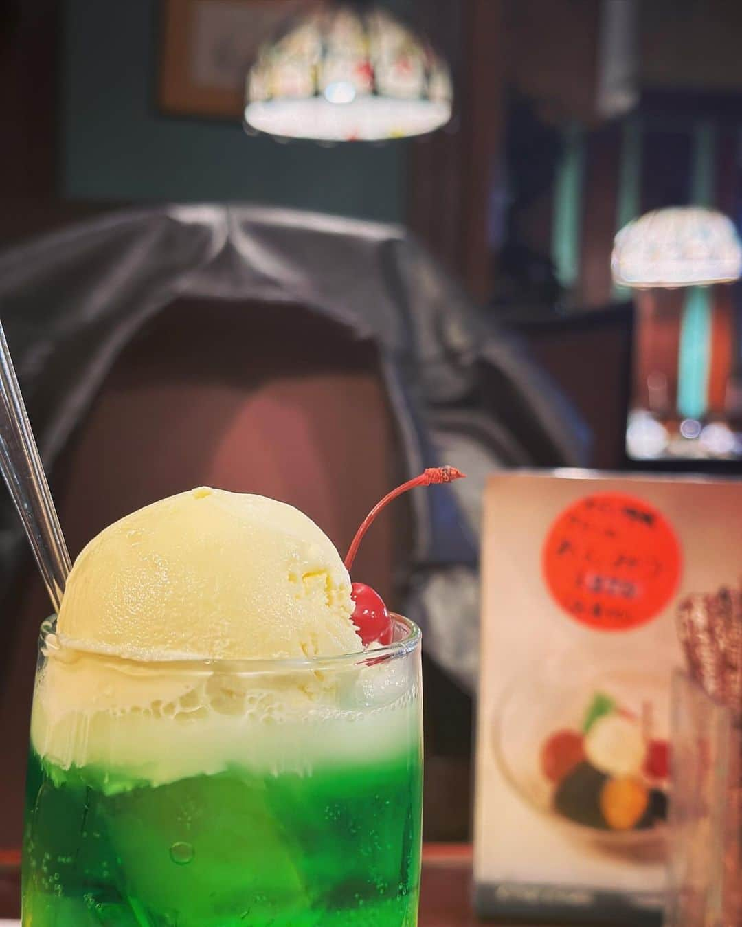 川村真洋さんのインスタグラム写真 - (川村真洋Instagram)「🍈🍹  #クリームソーダ  #喫茶店」12月14日 21時40分 - mahiro_kawamura_official